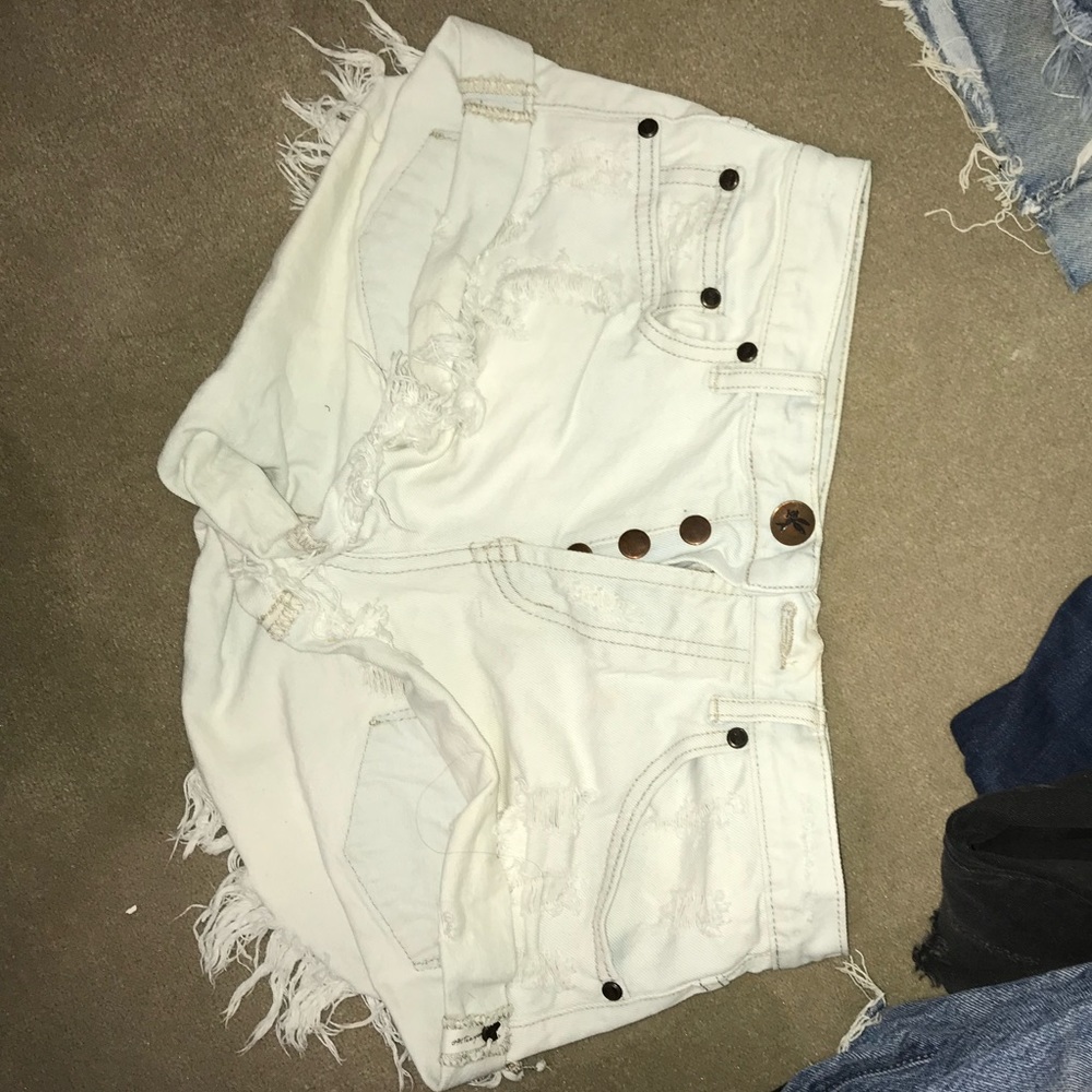 One Teaspoon Shorts - Picture 2 of 2